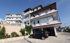 Villa Mondi